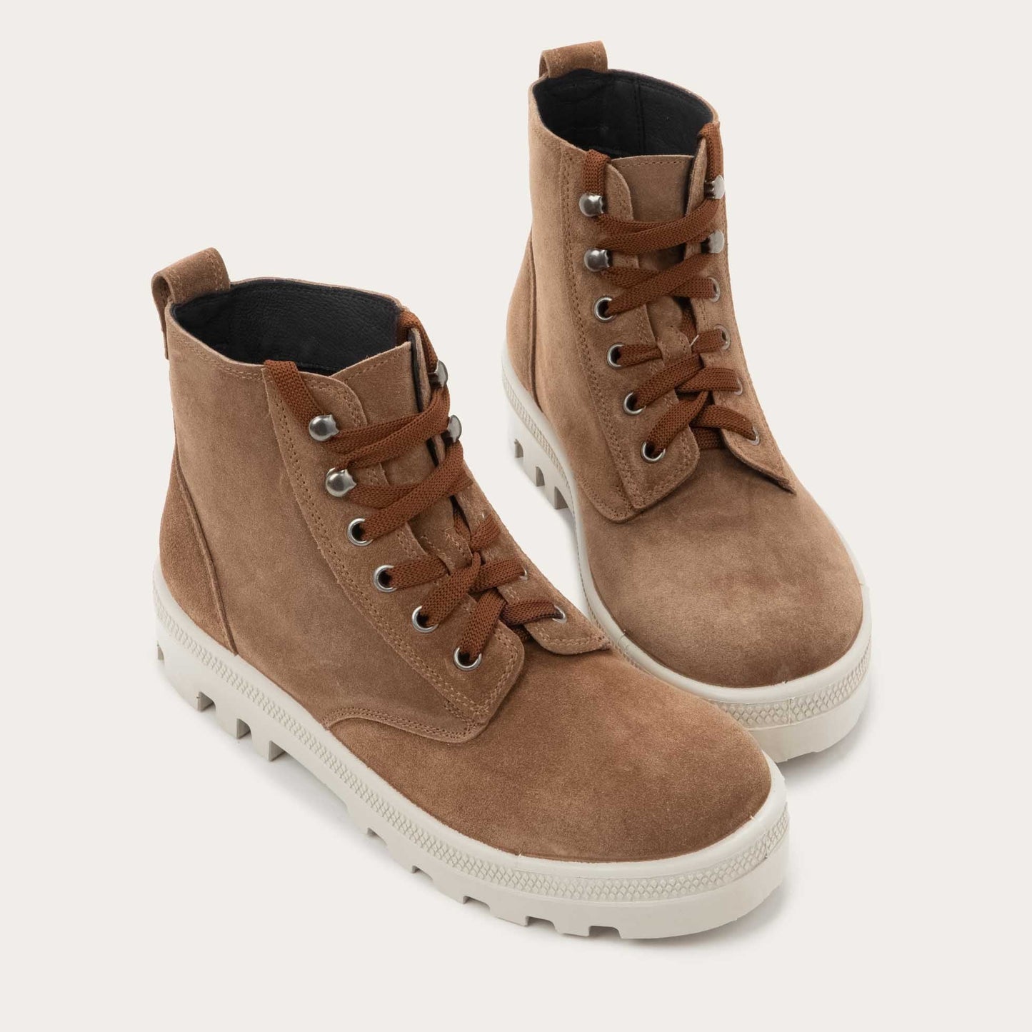 Canoe - Brown Suede