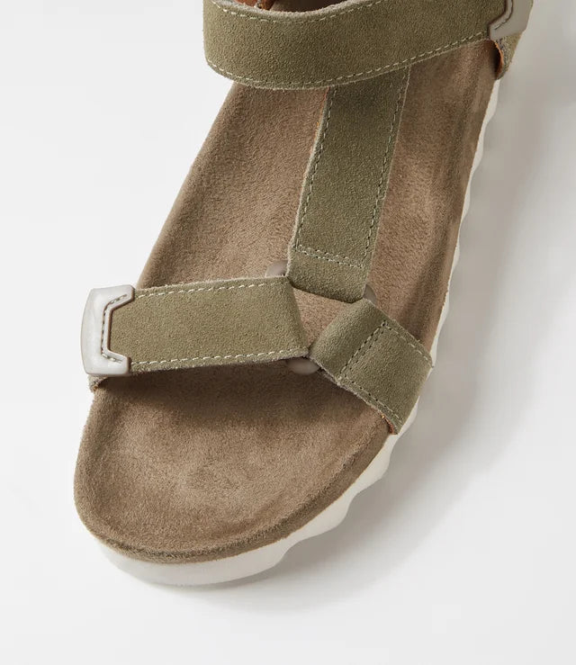 Sandal Tooth Wedge Sage/White