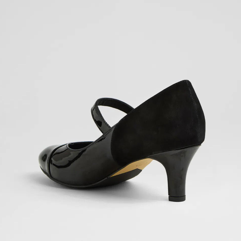 Trell Xw Black Patent Suede