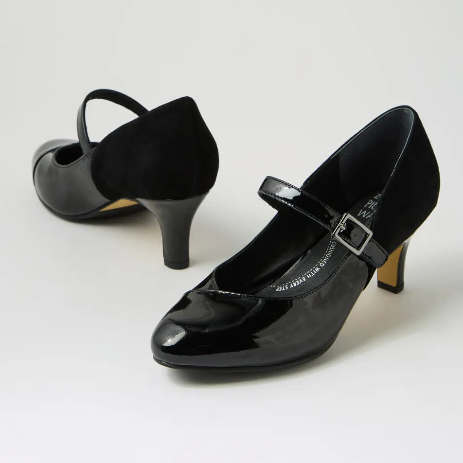 Trell Xw Black Patent Suede
