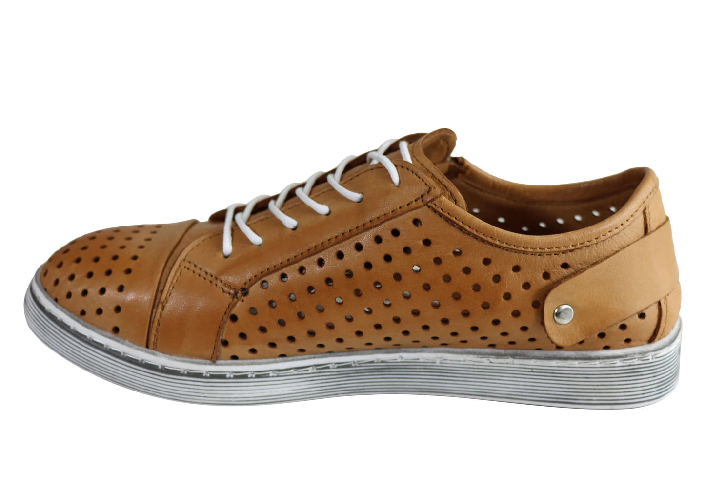 EG17 Tan