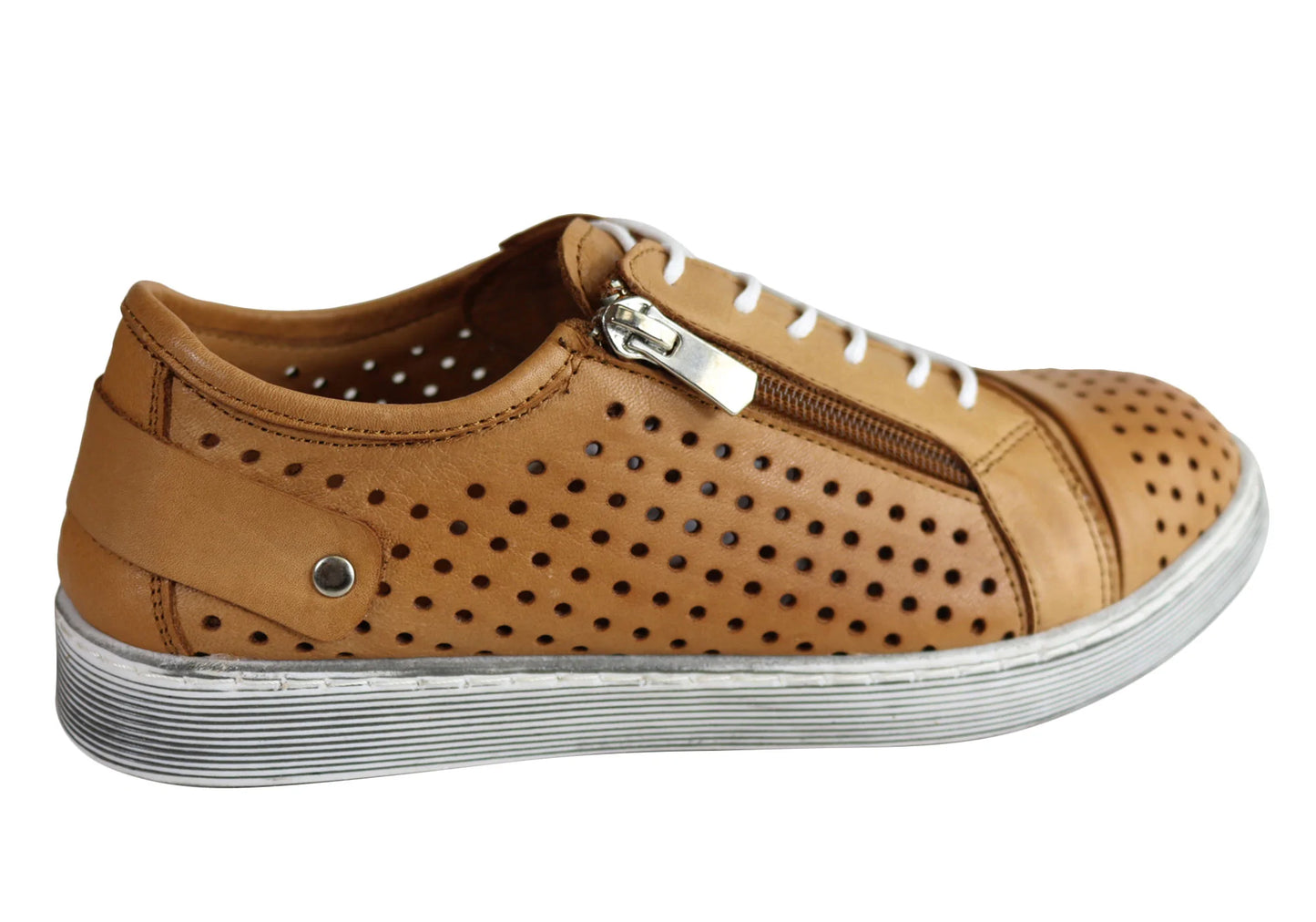 EG17 Tan