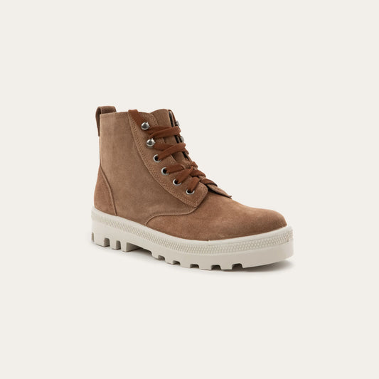 Canoe - Brown Suede