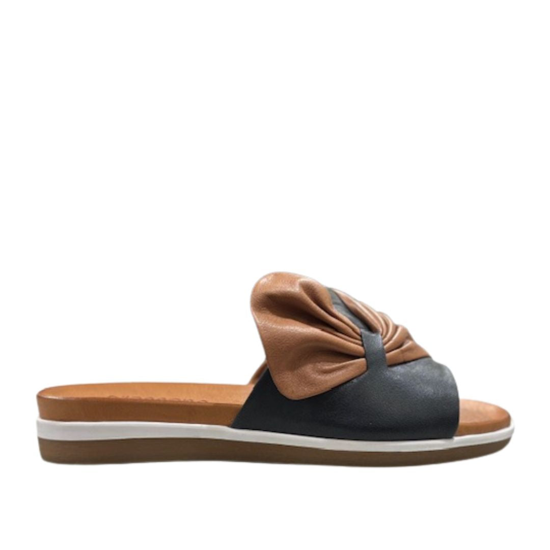 Divine Navy Tan