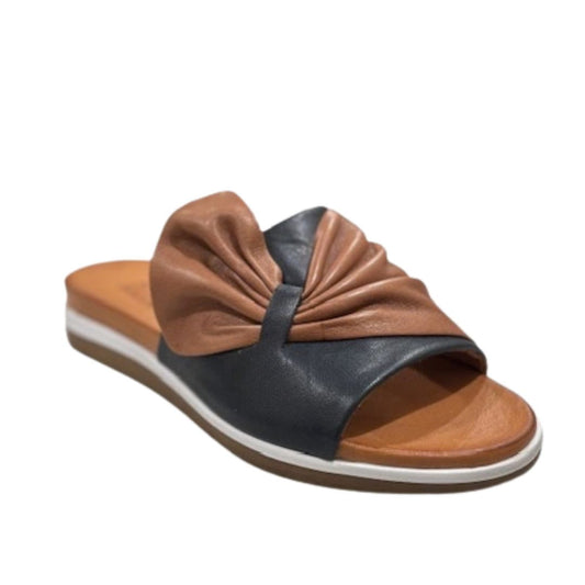 Divine Navy Tan