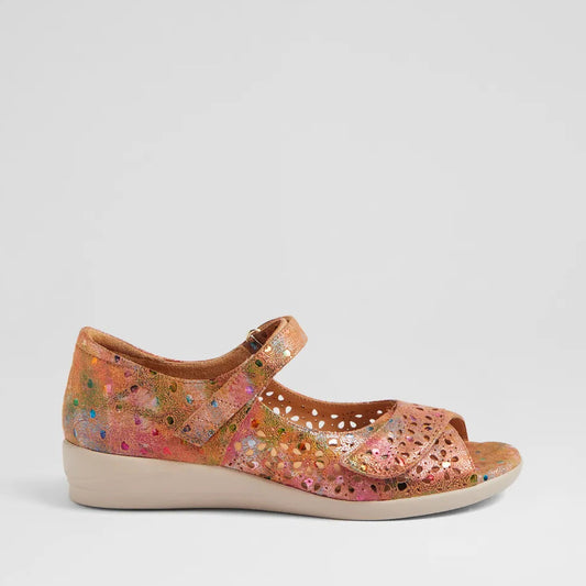 Daffodil W Tan Dot Print